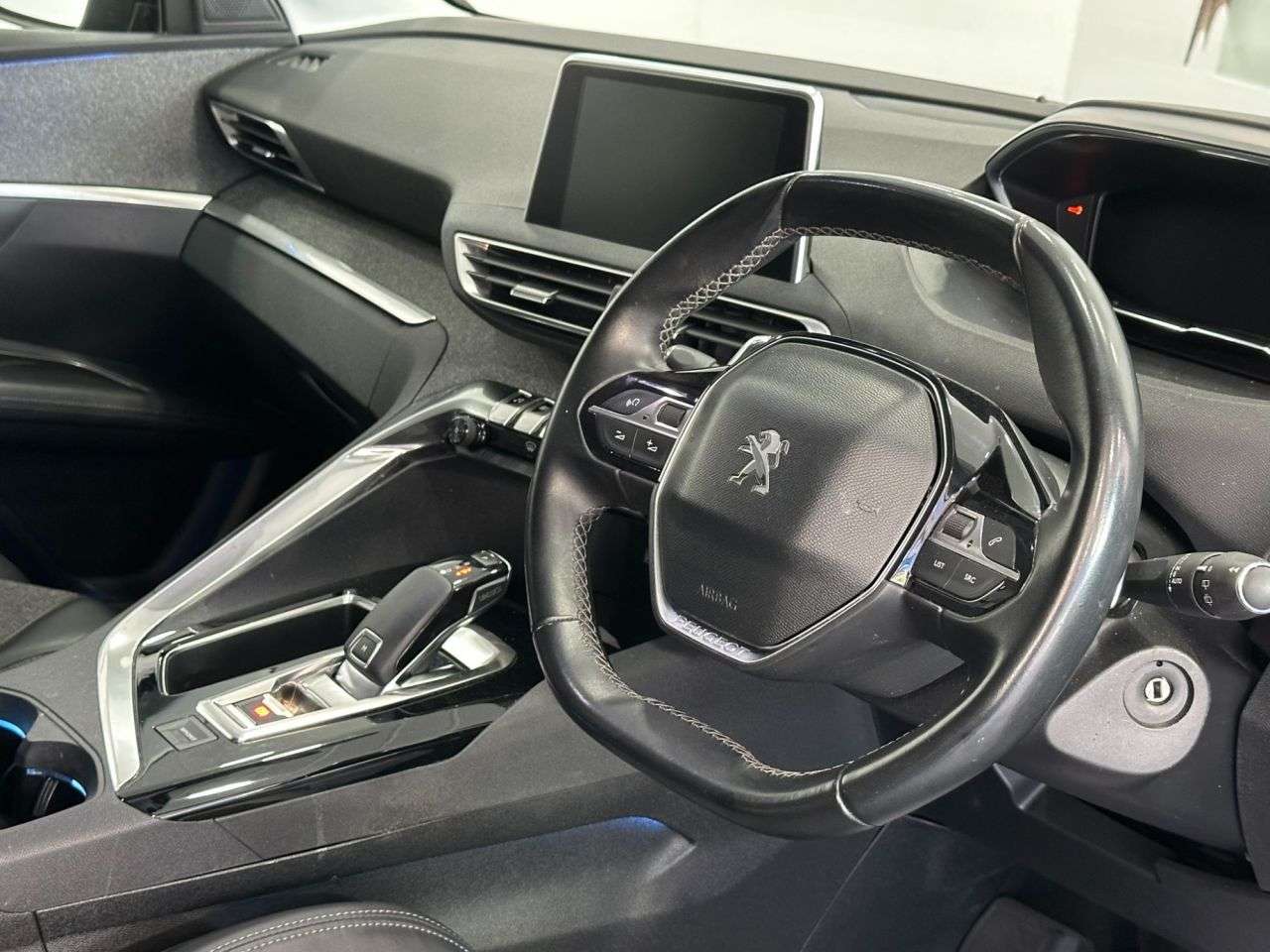 2018 PEUGEOT 3008 2018 PEUGEOT 3008