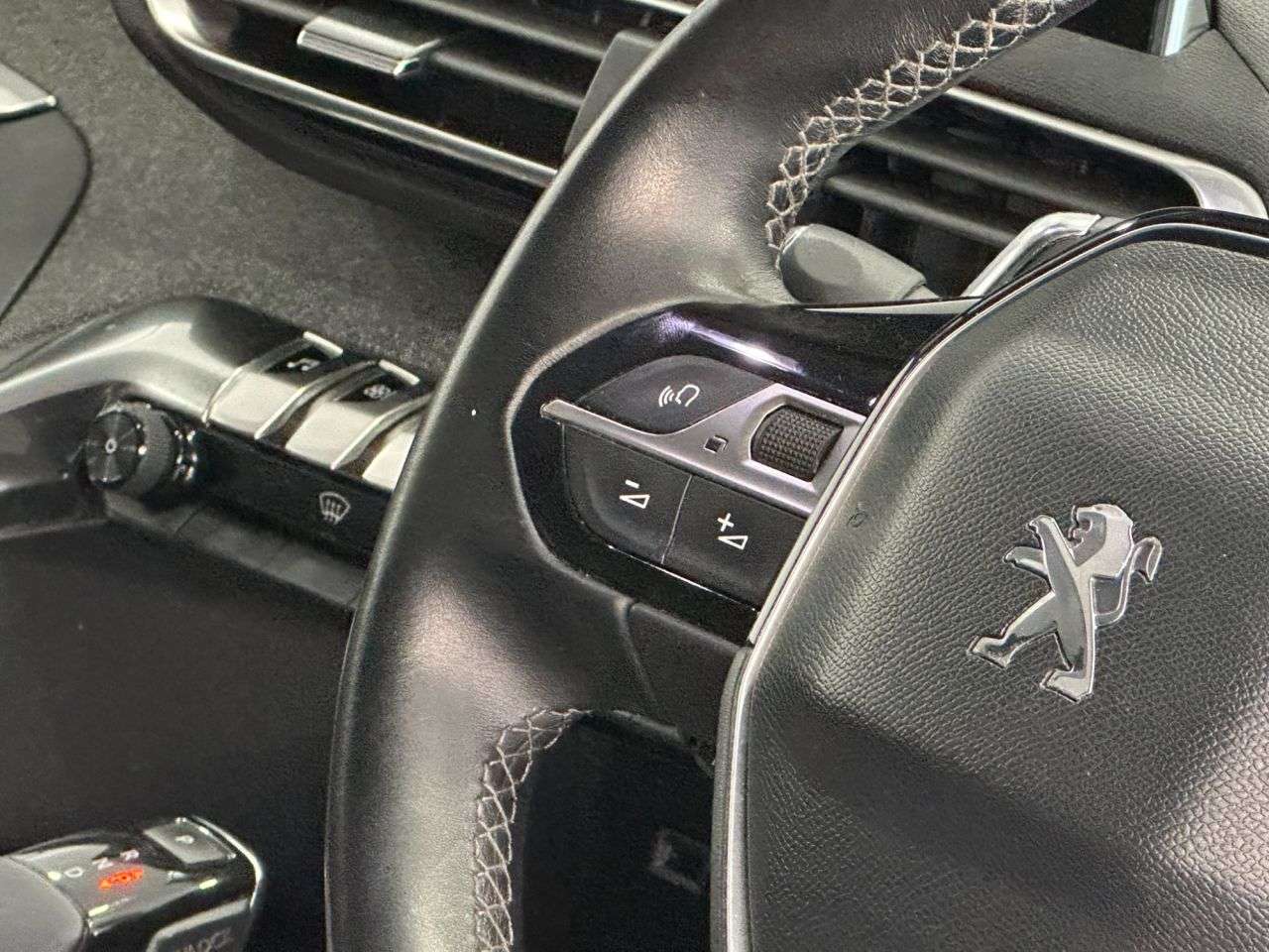 2018 PEUGEOT 3008 2018 PEUGEOT 3008