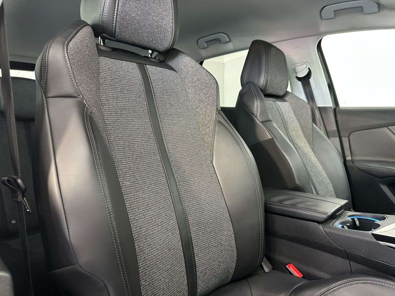 2018 PEUGEOT 3008 2018 PEUGEOT 3008