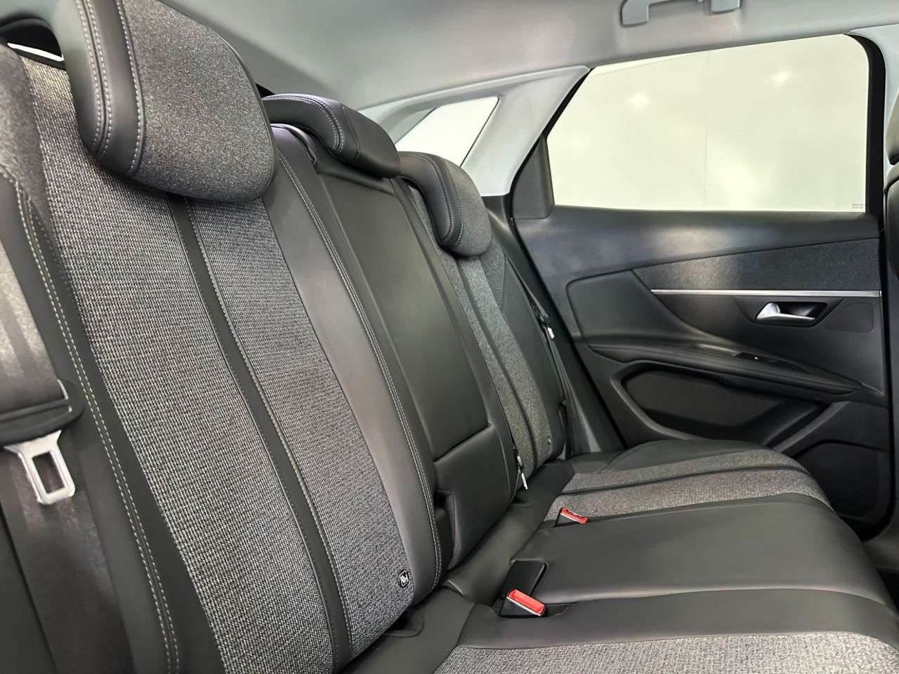2018 PEUGEOT 3008 2018 PEUGEOT 3008