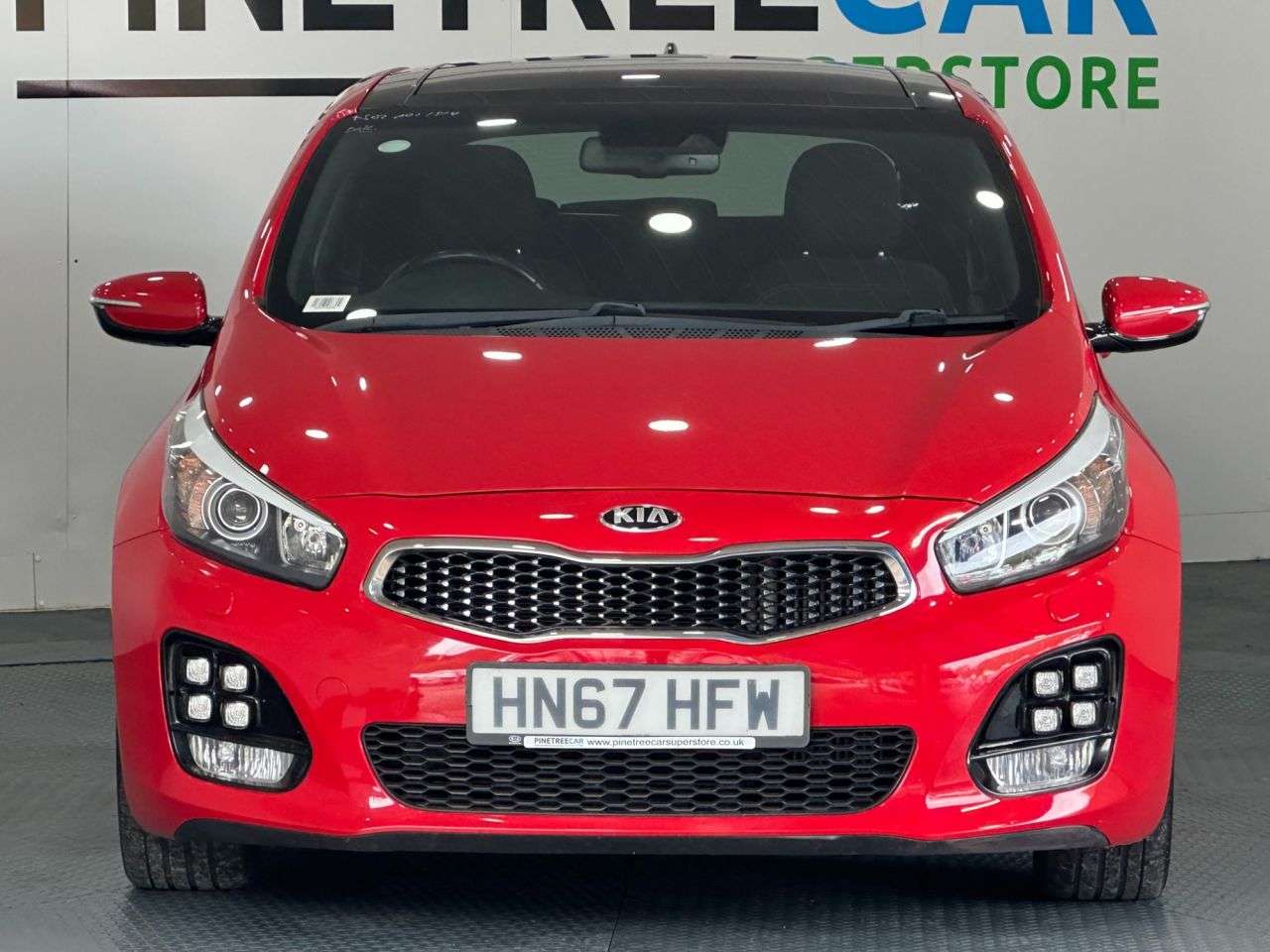 A 2018 KIA PROCEED 1.6 CRDi GT-Line S Hatchback 3dr Diesel Manual Euro 6 (s/s) (134 bhp) A 2018 KIA PROCEED 1.6 CRDi GT-Line S Hatchback 3dr Diesel Manual Euro 6 (s/s) (134 bhp)