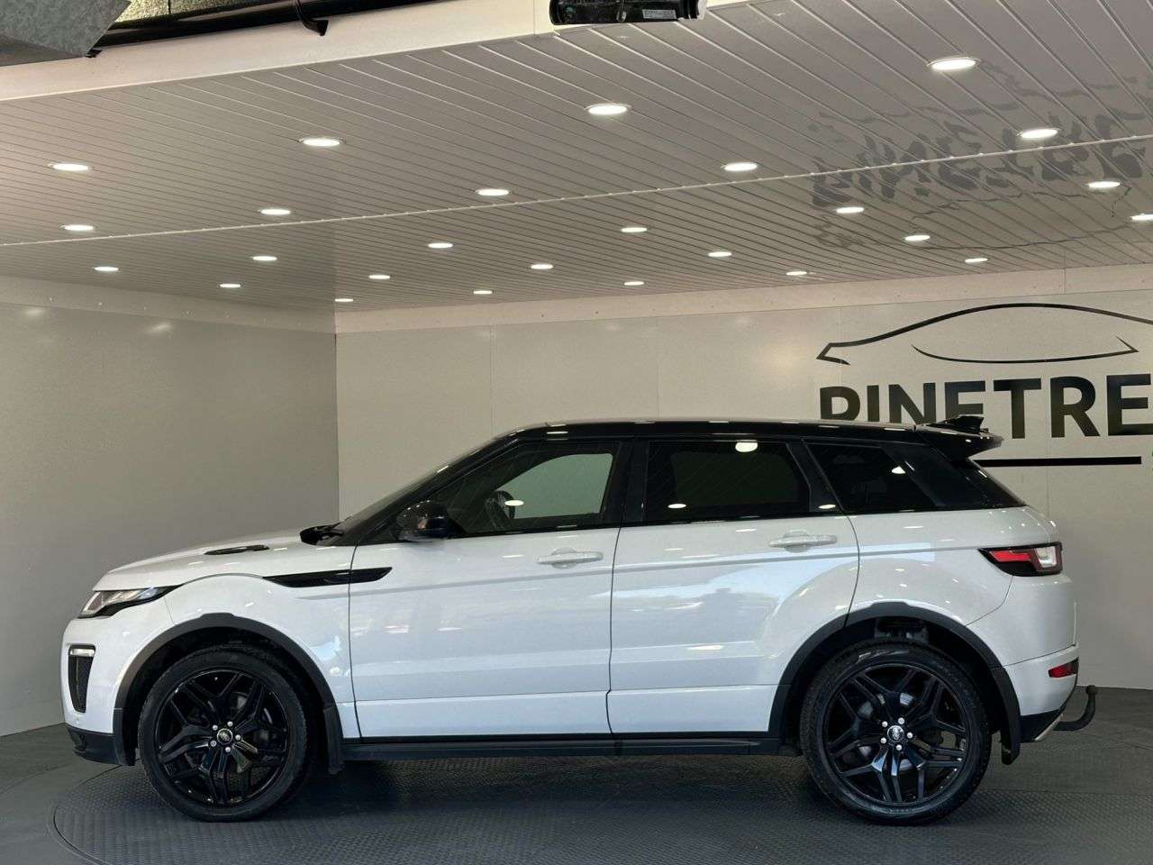 2015 LAND ROVER RANGE ROVER EVOQUE 2015 LAND ROVER RANGE ROVER EVOQUE