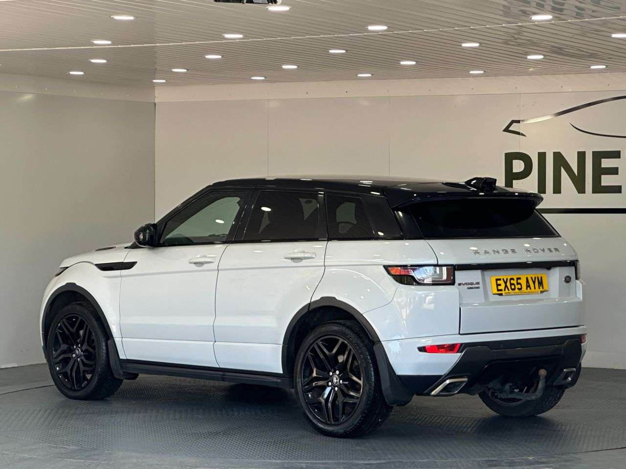 2015 LAND ROVER RANGE ROVER EVOQUE 2015 LAND ROVER RANGE ROVER EVOQUE
