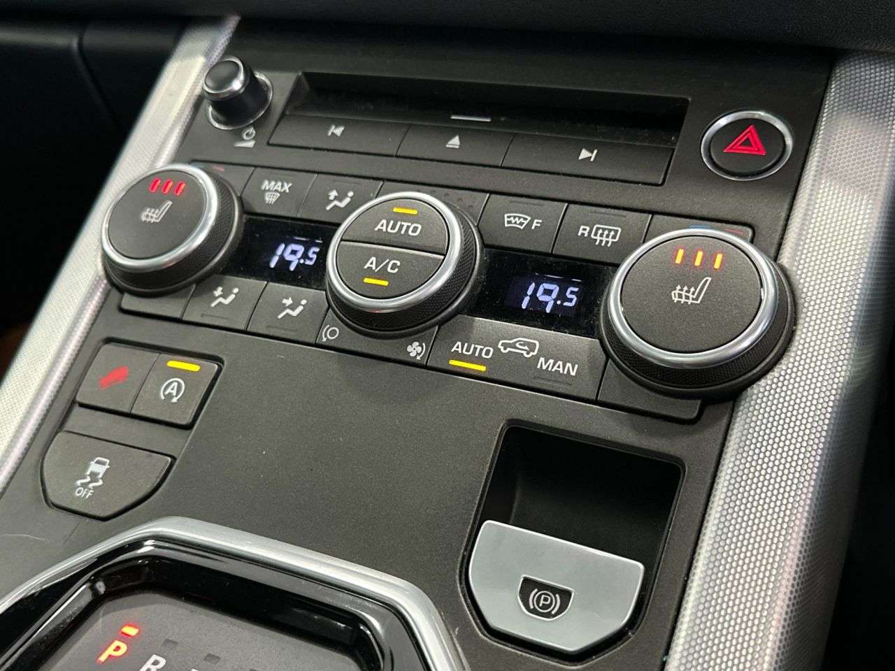 2015 LAND ROVER RANGE ROVER EVOQUE 2015 LAND ROVER RANGE ROVER EVOQUE