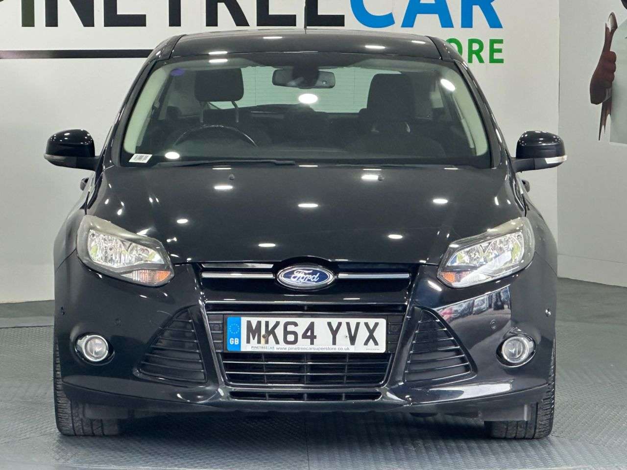 A 2014 FORD FOCUS 1.6 TDCi Titanium Navigator Hatchback 5dr Diesel Manual Euro 5 (s/s) (115 p A 2014 FORD FOCUS 1.6 TDCi Titanium Navigator Hatchback 5dr Diesel Manual Euro 5 (s/s) (115 p