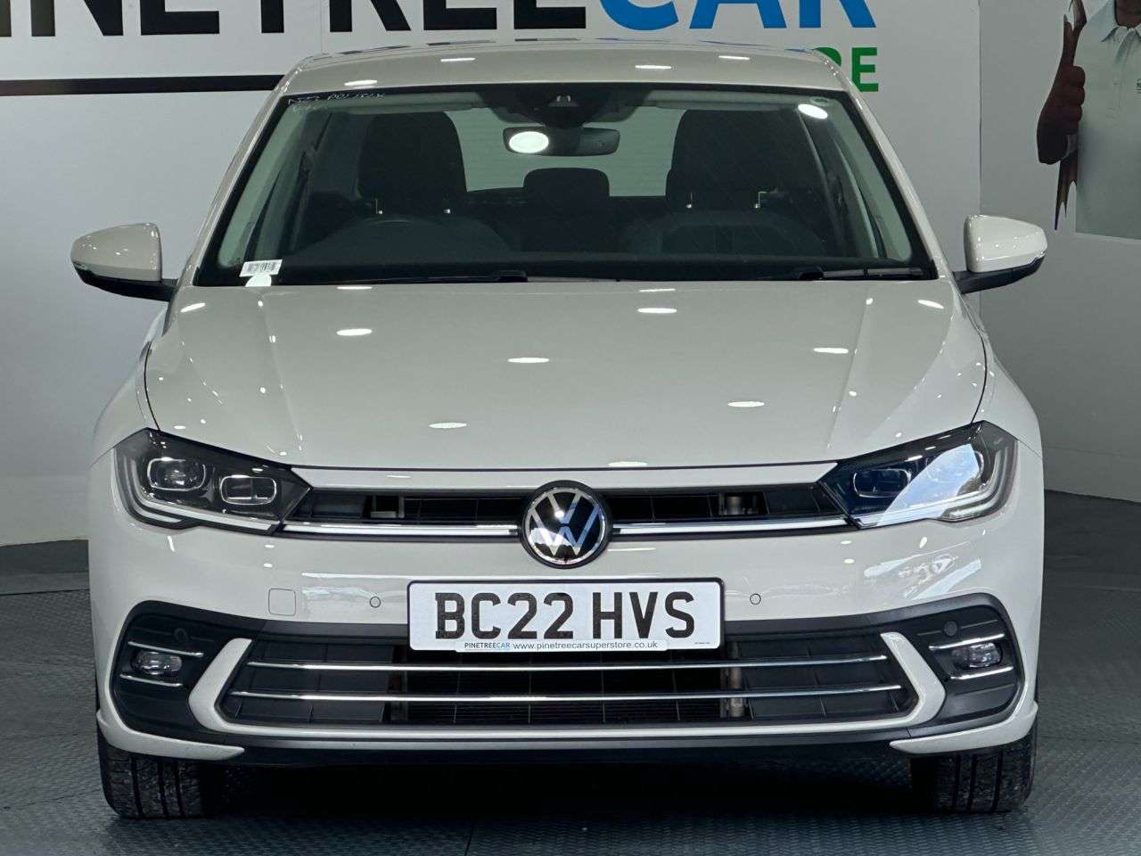 A 2022 VOLKSWAGEN POLO 1.0 TSI Style Hatchback 5dr Petrol Manual Euro 6 (s/s) (95 ps) A 2022 VOLKSWAGEN POLO 1.0 TSI Style Hatchback 5dr Petrol Manual Euro 6 (s/s) (95 ps)