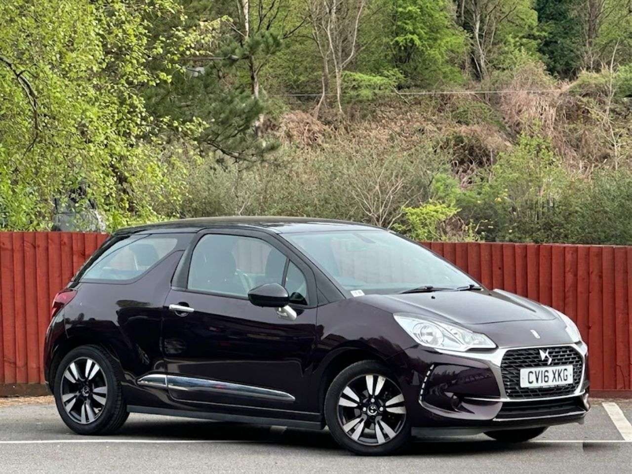 A 2016 DS AUTOMOBILES DS 3 1.2 PureTech Chic Hatchback 3dr Petrol Manual Euro 6 (82 ps) A 2016 DS AUTOMOBILES DS 3 1.2 PureTech Chic Hatchback 3dr Petrol Manual Euro 6 (82 ps)