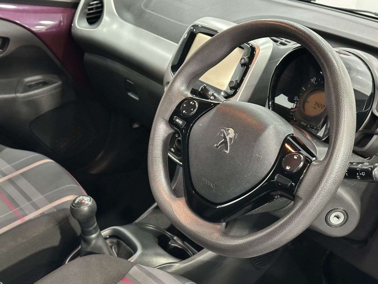 2015 PEUGEOT 108 2015 PEUGEOT 108