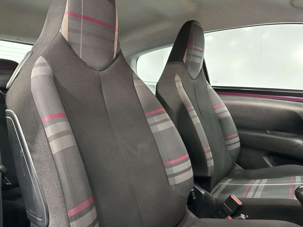 2015 PEUGEOT 108 2015 PEUGEOT 108