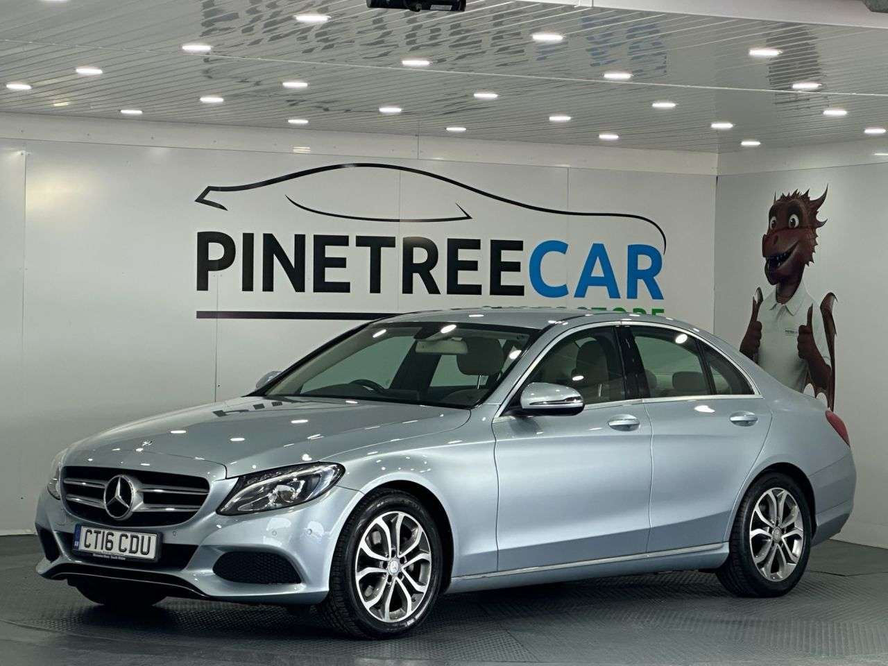 A 2016 MERCEDES-BENZ C-CLASS 2.1 C220d Sport Saloon 4dr Diesel 7G-Tronic+ Euro 6 (s/s) (170 ps) A 2016 MERCEDES-BENZ C-CLASS 2.1 C220d Sport Saloon 4dr Diesel 7G-Tronic+ Euro 6 (s/s) (170 ps)