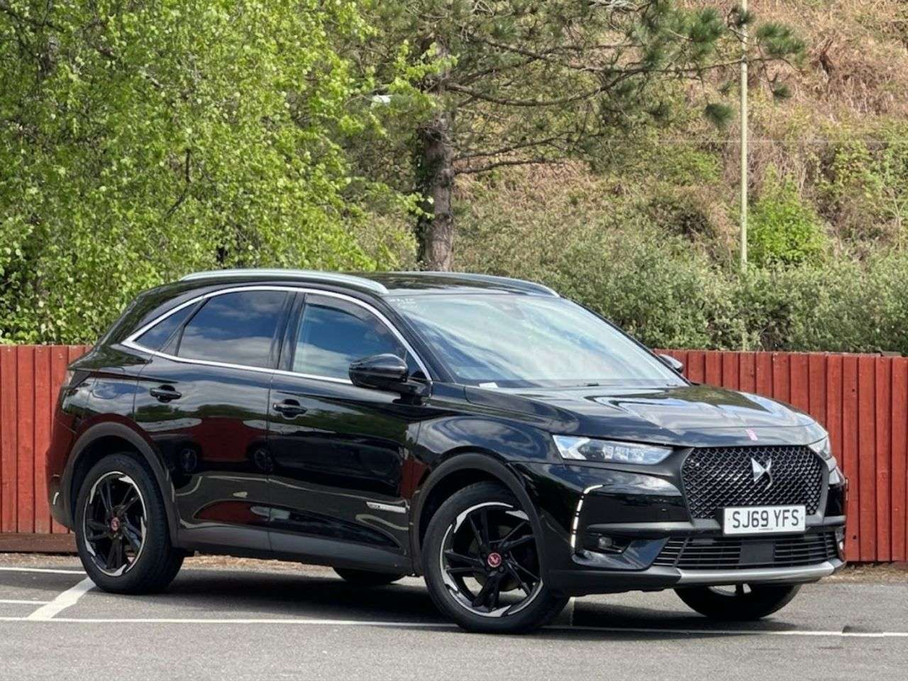 A 2019 DS AUTOMOBILES DS 7 CROSSBACK 1.2 PureTech Performance Line Crossback 5dr Petrol Manual Euro 6 (s/s) (130 A 2019 DS AUTOMOBILES DS 7 CROSSBACK 1.2 PureTech Performance Line Crossback 5dr Petrol Manual Euro 6 (s/s) (130