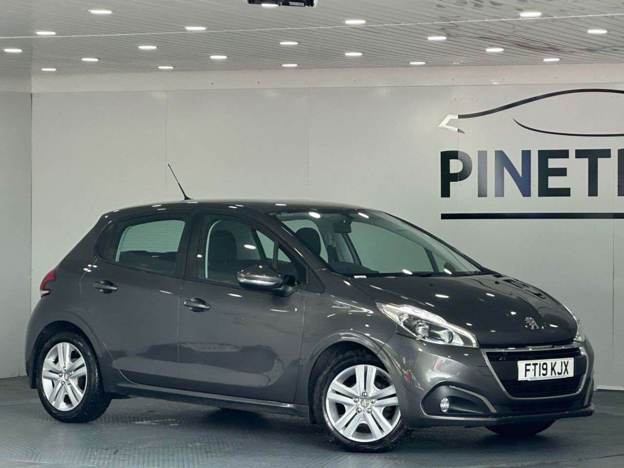 A 2019 PEUGEOT 208 1.5 BlueHDi Active Hatchback 5dr Diesel Manual Euro 6 (s/s) (100 ps) A 2019 PEUGEOT 208 1.5 BlueHDi Active Hatchback 5dr Diesel Manual Euro 6 (s/s) (100 ps)