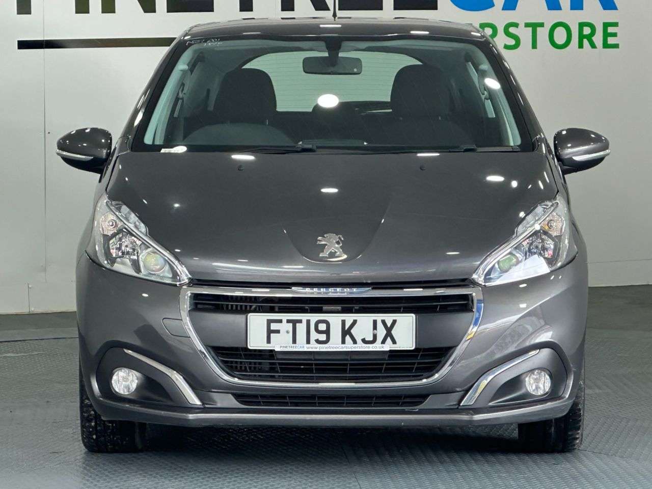 A 2019 PEUGEOT 208 1.5 BlueHDi Active Hatchback 5dr Diesel Manual Euro 6 (s/s) (100 ps) A 2019 PEUGEOT 208 1.5 BlueHDi Active Hatchback 5dr Diesel Manual Euro 6 (s/s) (100 ps)