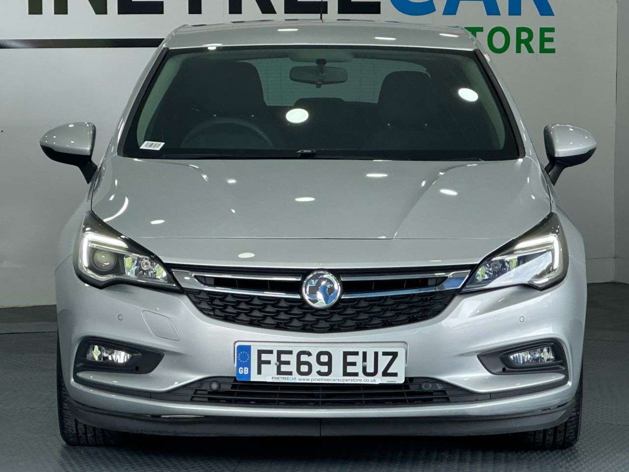 A 2019 VAUXHALL ASTRA 1.6 CDTi ecoTEC BlueInjection Design Hatchback 5dr Diesel Manual Euro 6 (s/ A 2019 VAUXHALL ASTRA 1.6 CDTi ecoTEC BlueInjection Design Hatchback 5dr Diesel Manual Euro 6 (s/