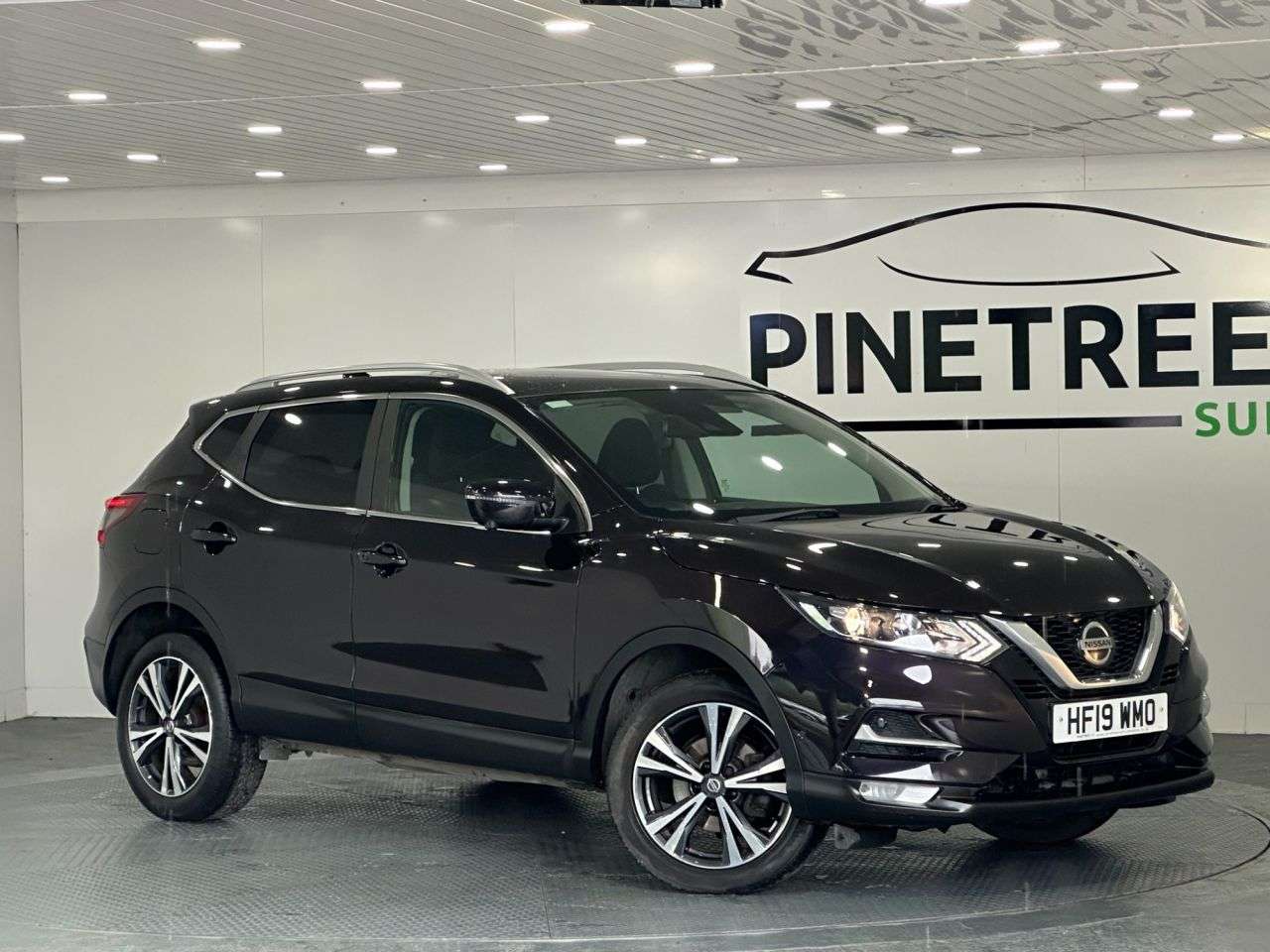 A 2019 NISSAN QASHQAI 1.3 DIG-T N-Connecta SUV 5dr Petrol Manual Euro 6 (s/s) (140 ps) A 2019 NISSAN QASHQAI 1.3 DIG-T N-Connecta SUV 5dr Petrol Manual Euro 6 (s/s) (140 ps)