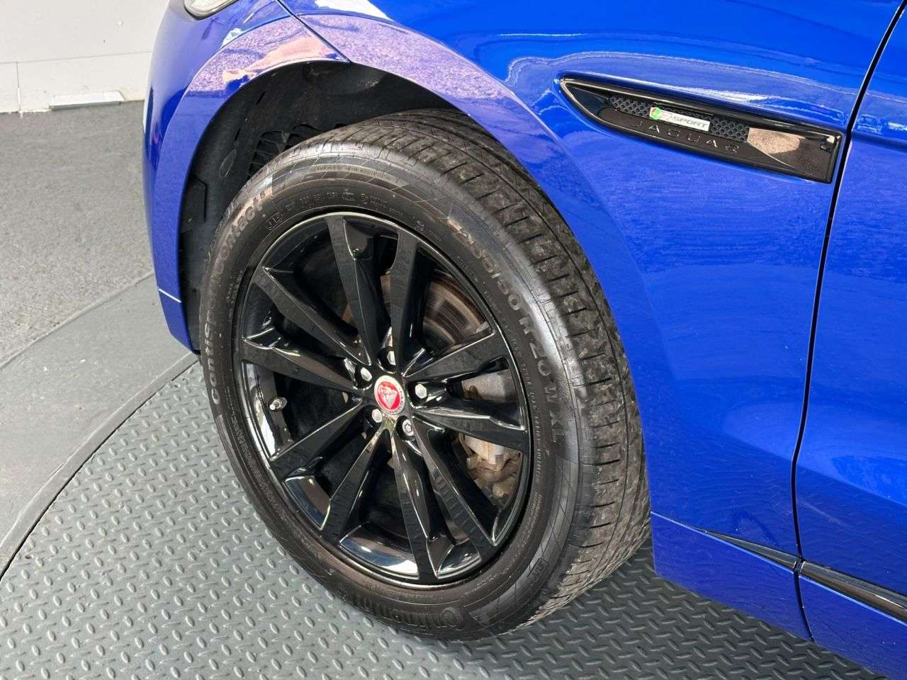 2018 JAGUAR F-PACE 2018 JAGUAR F-PACE