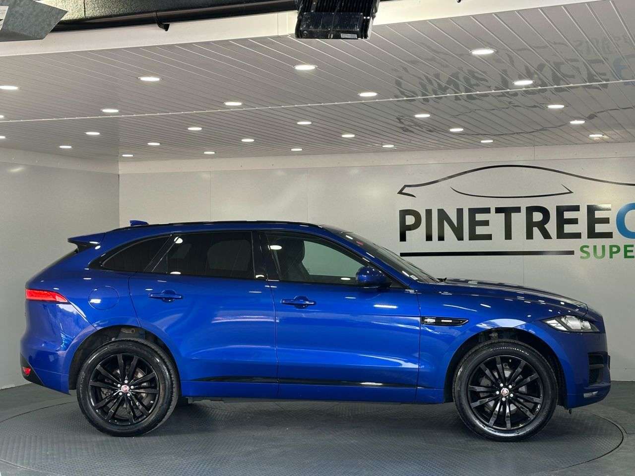 2018 JAGUAR F-PACE 2018 JAGUAR F-PACE