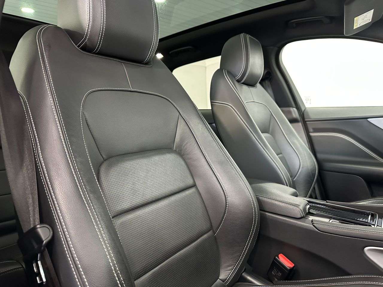 2018 JAGUAR F-PACE 2018 JAGUAR F-PACE