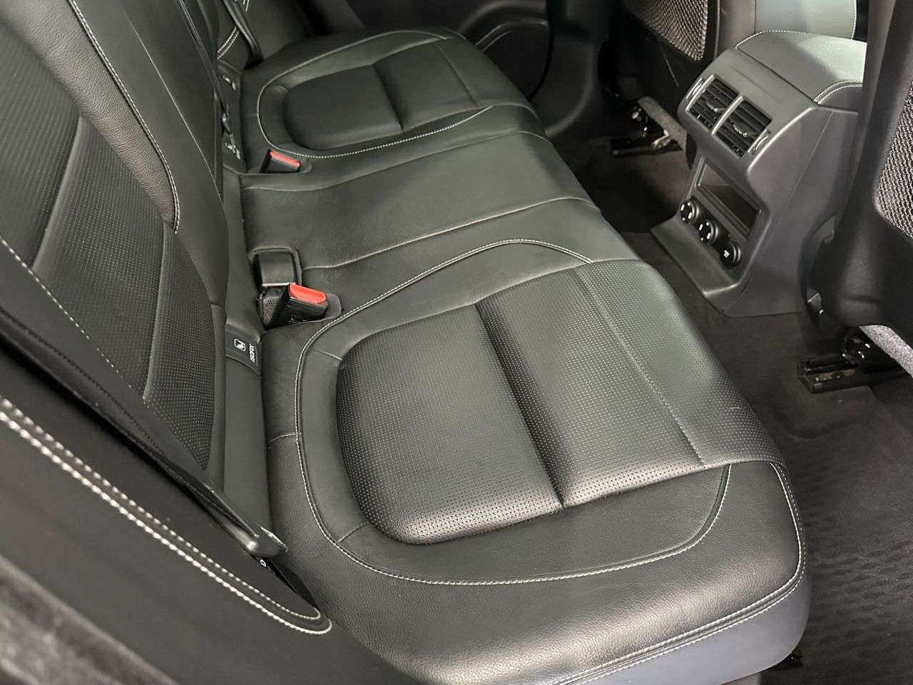 2018 JAGUAR F-PACE 2018 JAGUAR F-PACE