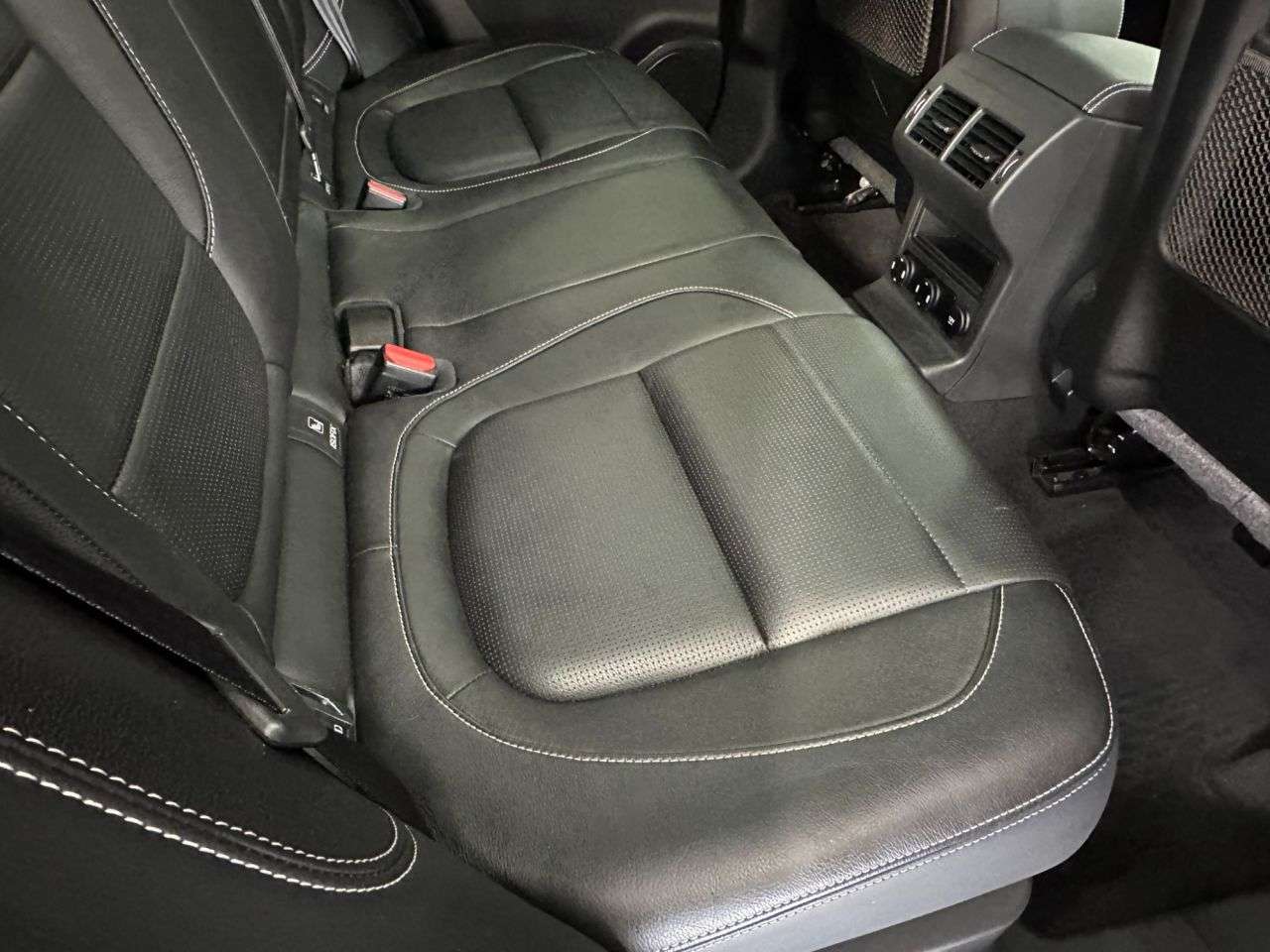 2018 JAGUAR F-PACE 2018 JAGUAR F-PACE