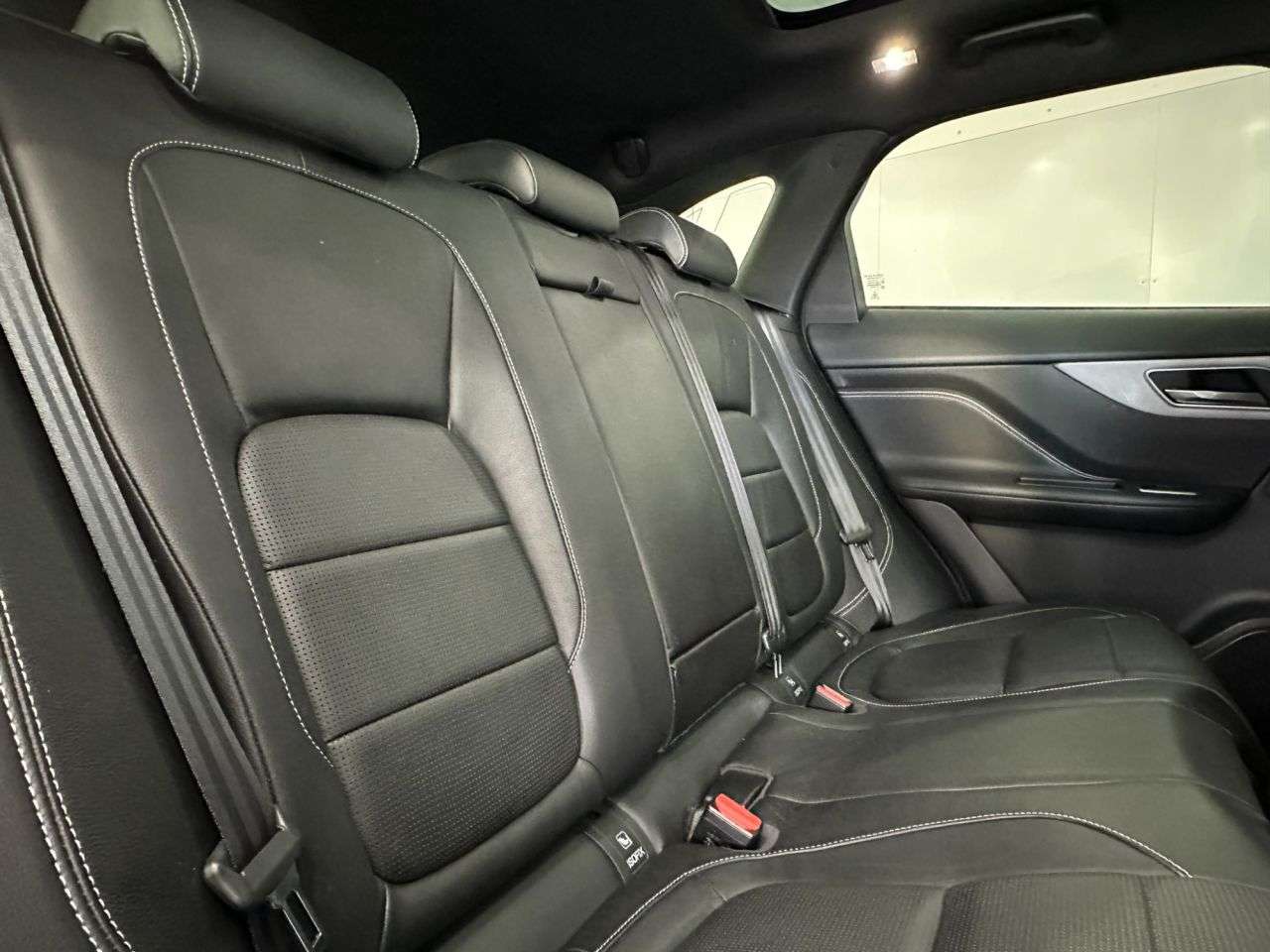 2018 JAGUAR F-PACE 2018 JAGUAR F-PACE