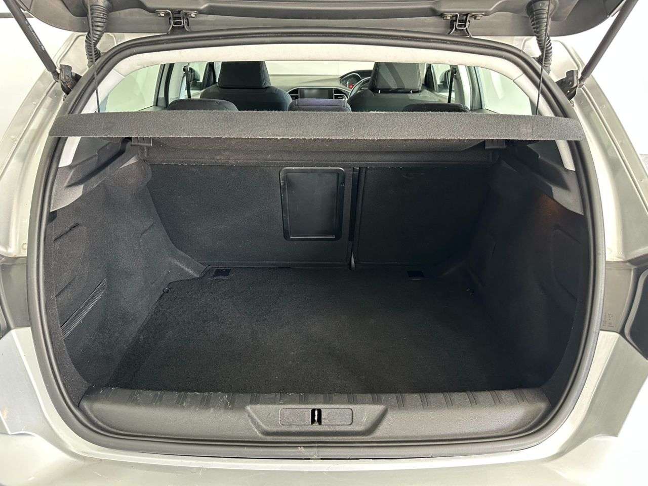 2017 PEUGEOT 308 2017 PEUGEOT 308