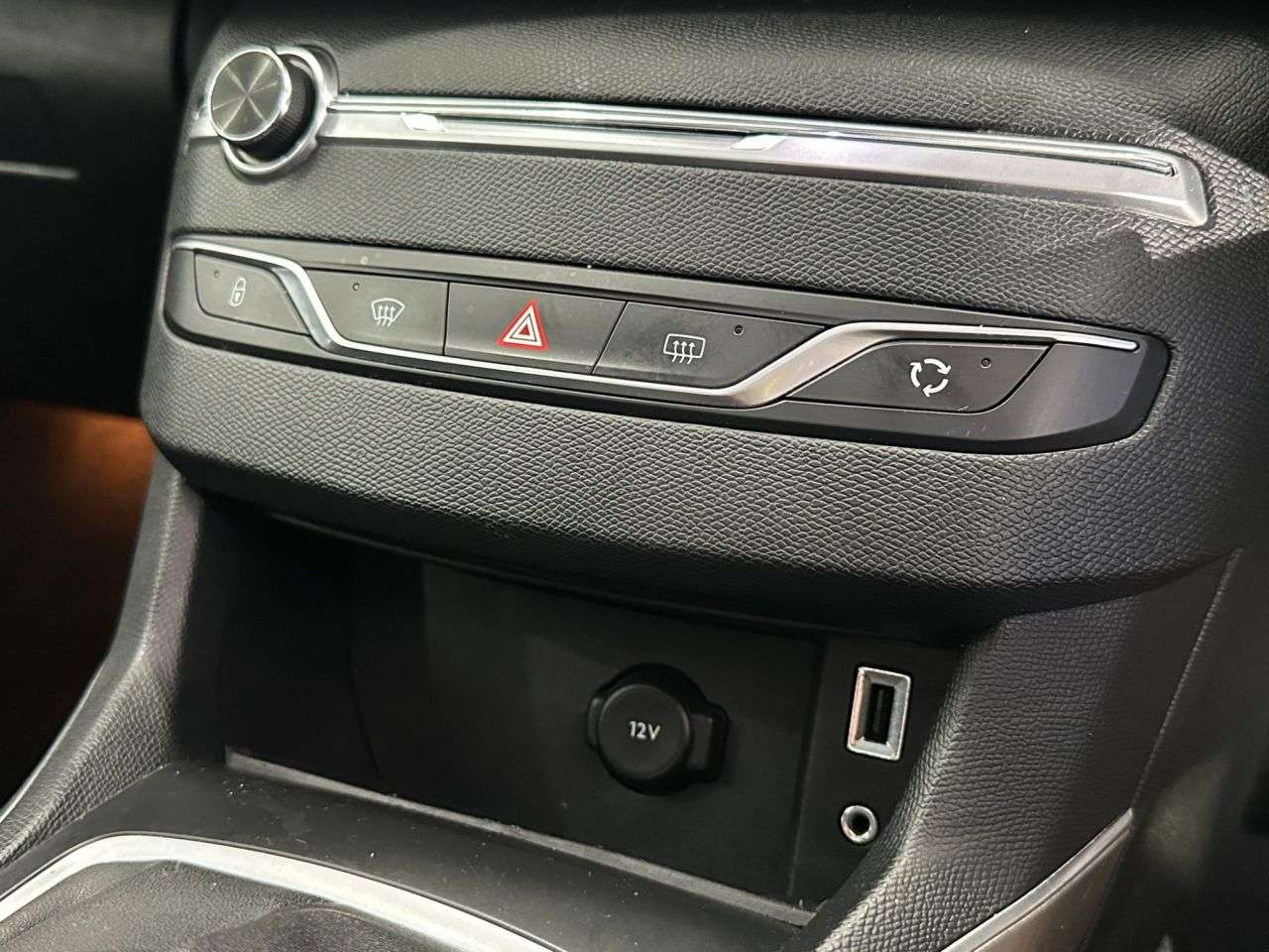 2017 PEUGEOT 308 2017 PEUGEOT 308