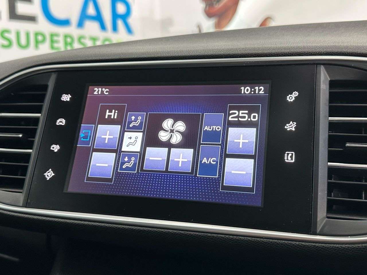 2017 PEUGEOT 308 2017 PEUGEOT 308