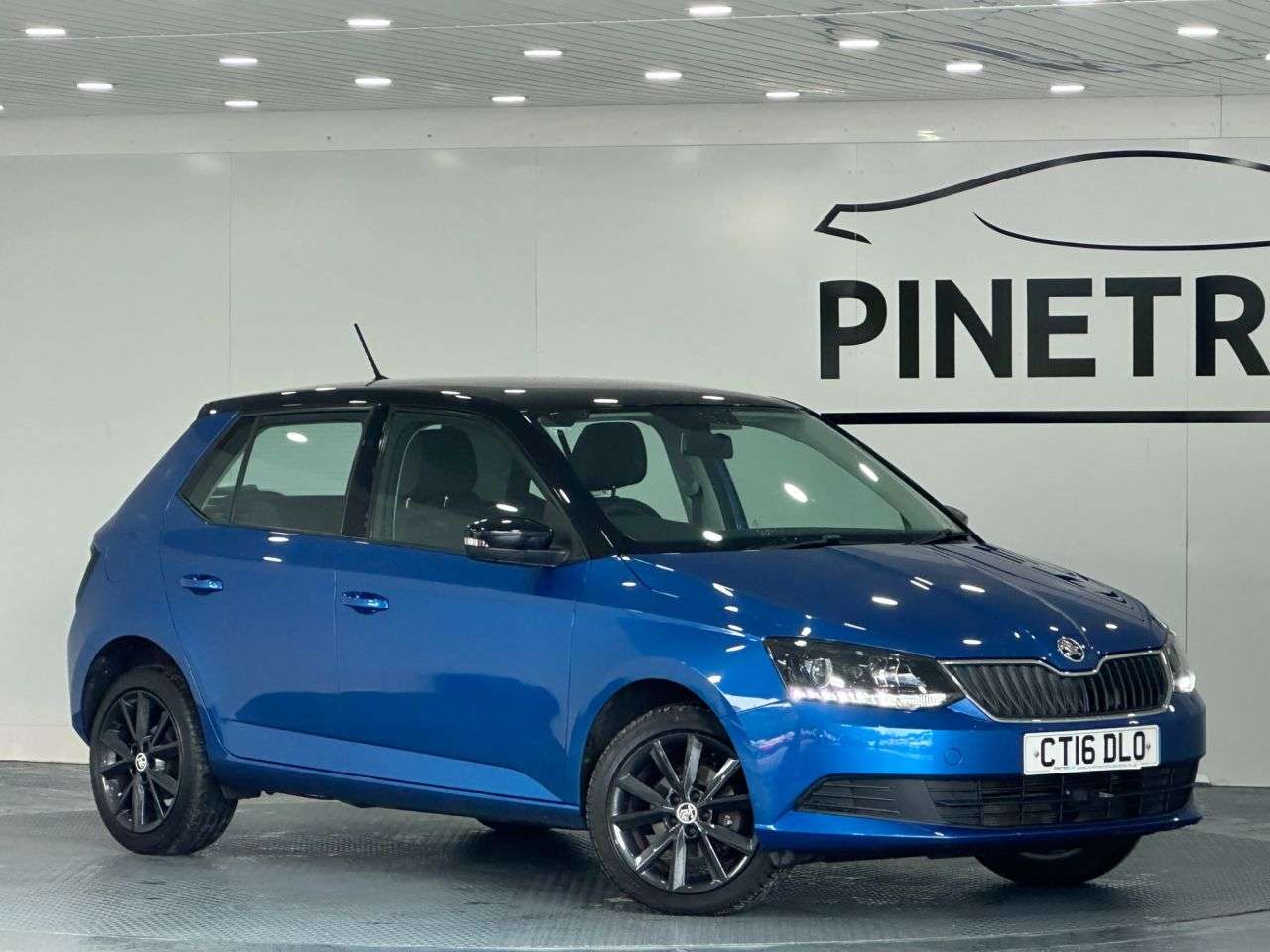 A 2016 SKODA FABIA 1.2 TSI Colour Edition Hatchback 5dr Petrol Manual Euro 6 (s/s) (90 ps) A 2016 SKODA FABIA 1.2 TSI Colour Edition Hatchback 5dr Petrol Manual Euro 6 (s/s) (90 ps)