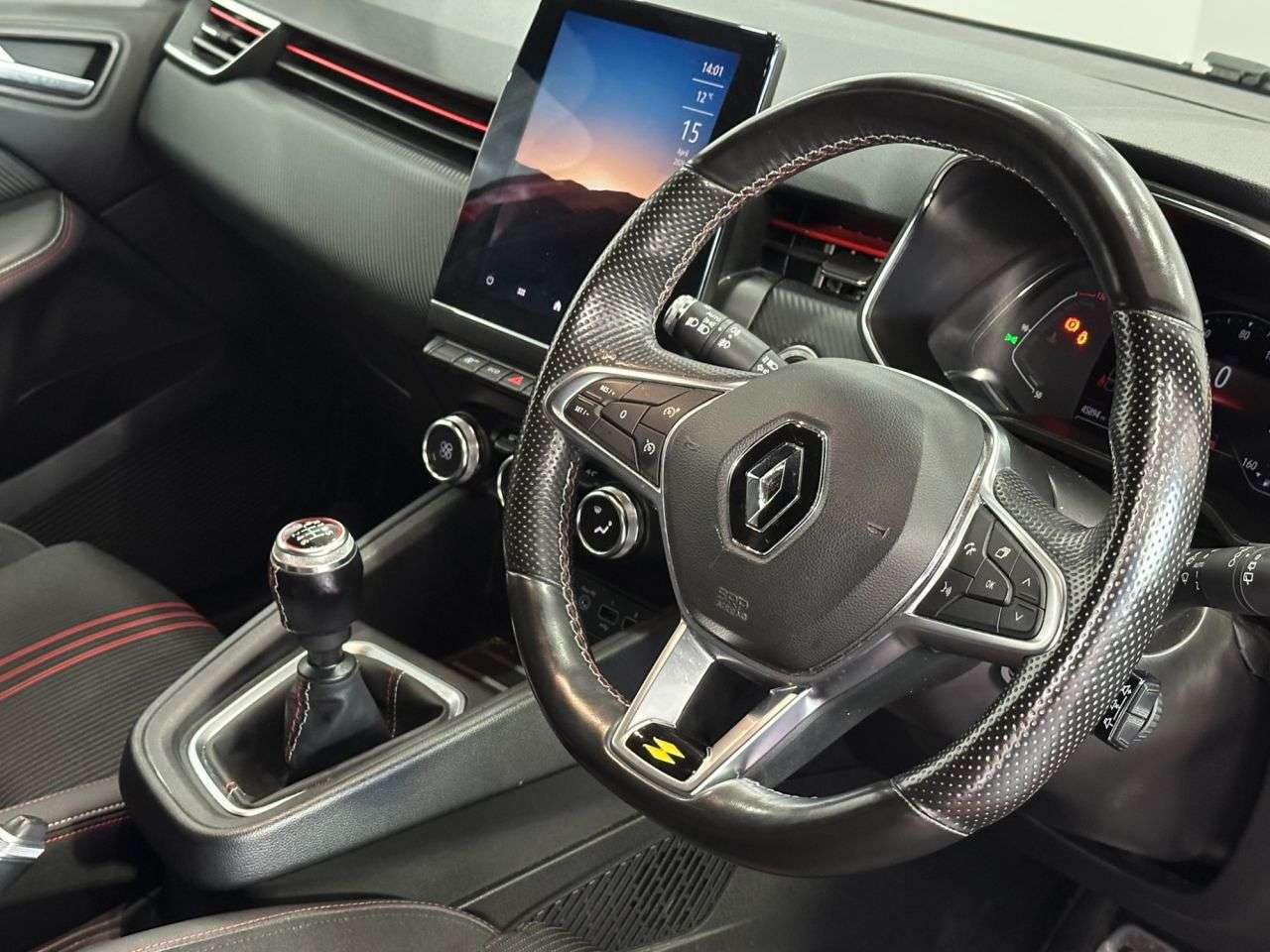 2020 RENAULT CLIO 2020 RENAULT CLIO