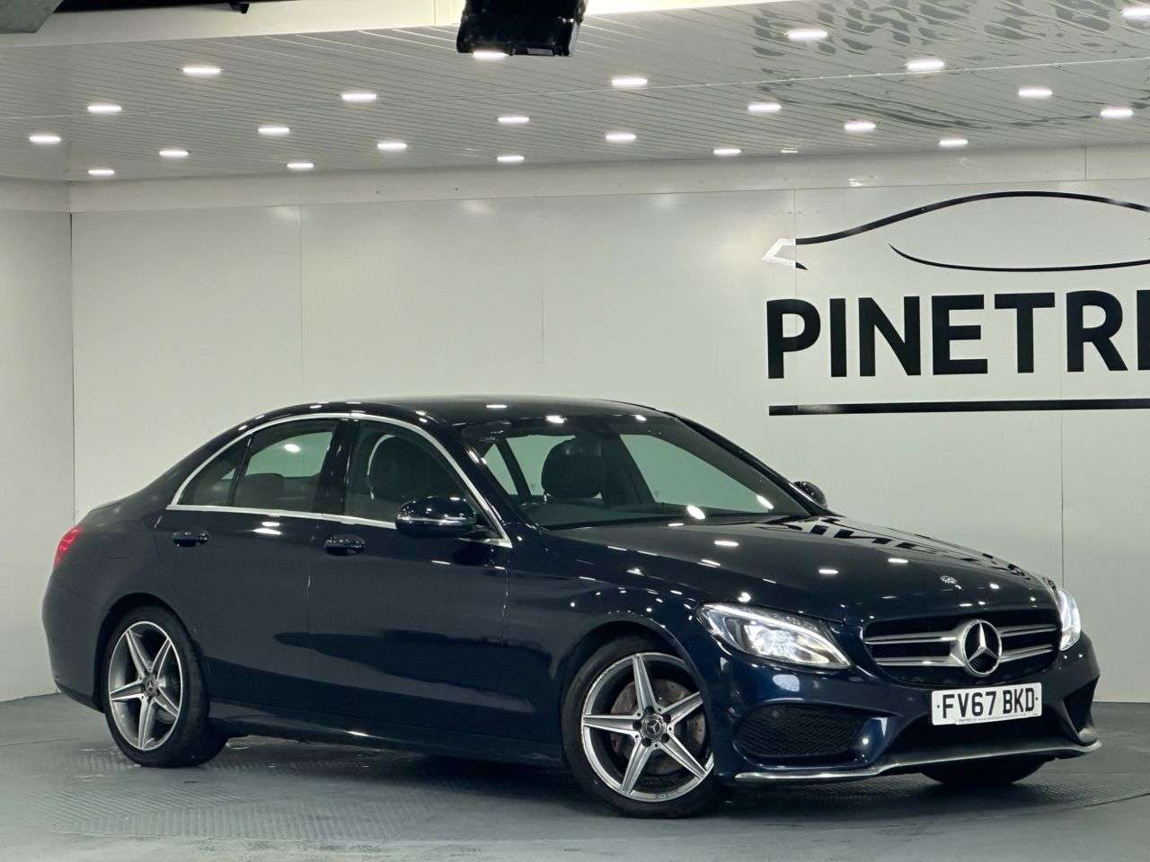 A 2017 MERCEDES-BENZ C-CLASS 2.1 C220d AMG Line Saloon 4dr Diesel G-Tronic+ Euro 6 (s/s) (170 ps) A 2017 MERCEDES-BENZ C-CLASS 2.1 C220d AMG Line Saloon 4dr Diesel G-Tronic+ Euro 6 (s/s) (170 ps)