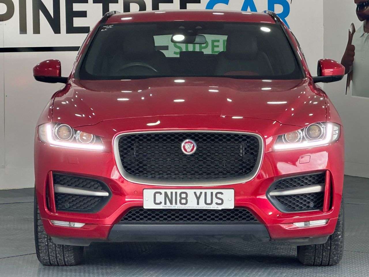 A 2018 JAGUAR F-PACE 2.0 D240 R-Sport SUV 5dr Diesel Auto AWD Euro 6 (s/s) (240 ps) A 2018 JAGUAR F-PACE 2.0 D240 R-Sport SUV 5dr Diesel Auto AWD Euro 6 (s/s) (240 ps)