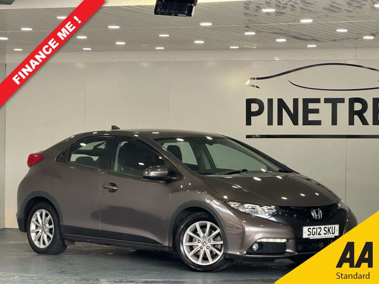 A 2012 HONDA CIVIC 1.8 i-VTEC ES Hatchback 5dr Petrol Manual Euro 5 (s/s) (142 ps) A 2012 HONDA CIVIC 1.8 i-VTEC ES Hatchback 5dr Petrol Manual Euro 5 (s/s) (142 ps)