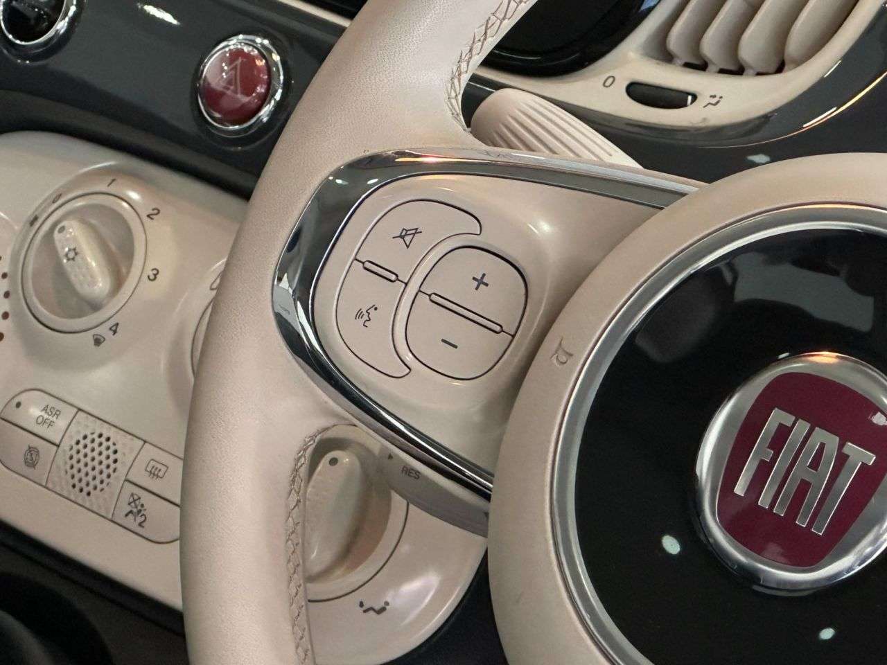 2020 FIAT 500 2020 FIAT 500