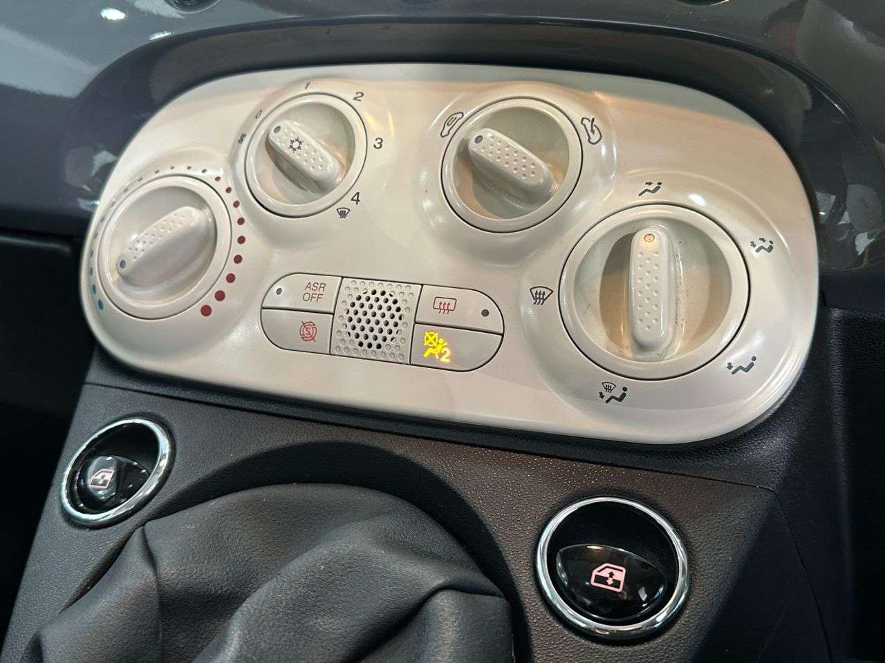 2020 FIAT 500 2020 FIAT 500
