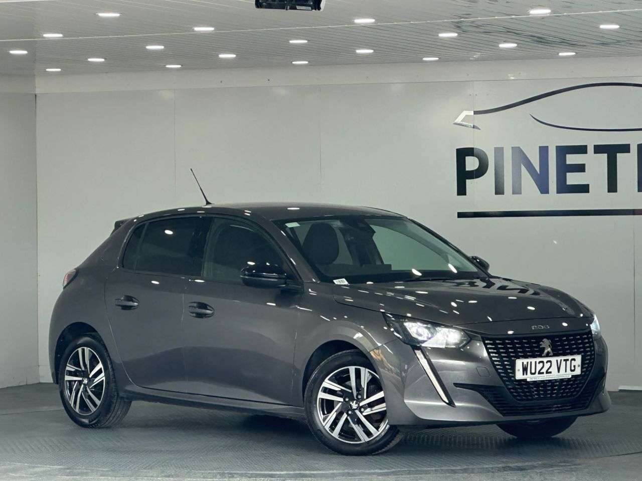 A 2022 PEUGEOT 208 1.2 PureTech Allure Premium Hatchback 5dr Petrol Manual Euro 6 (s/s) (100 p A 2022 PEUGEOT 208 1.2 PureTech Allure Premium Hatchback 5dr Petrol Manual Euro 6 (s/s) (100 p