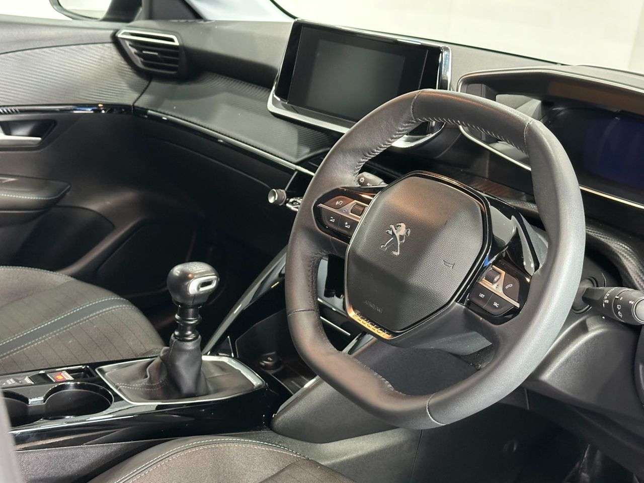 2022 PEUGEOT 208 2022 PEUGEOT 208