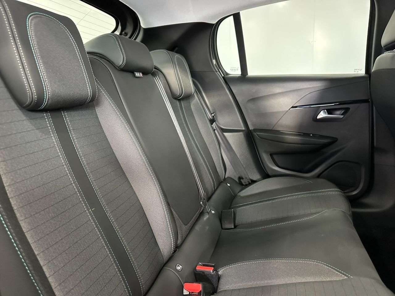 2022 PEUGEOT 208 2022 PEUGEOT 208