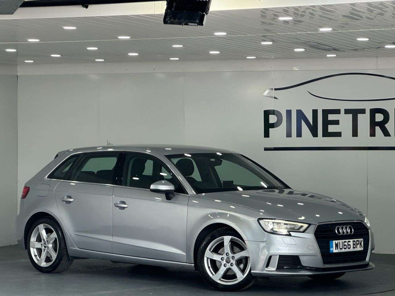 A 2016 AUDI A3 1.4 TFSI CoD Sport Sportback 5dr Petrol Manual Euro 6 (s/s) (150 ps) A 2016 AUDI A3 1.4 TFSI CoD Sport Sportback 5dr Petrol Manual Euro 6 (s/s) (150 ps)