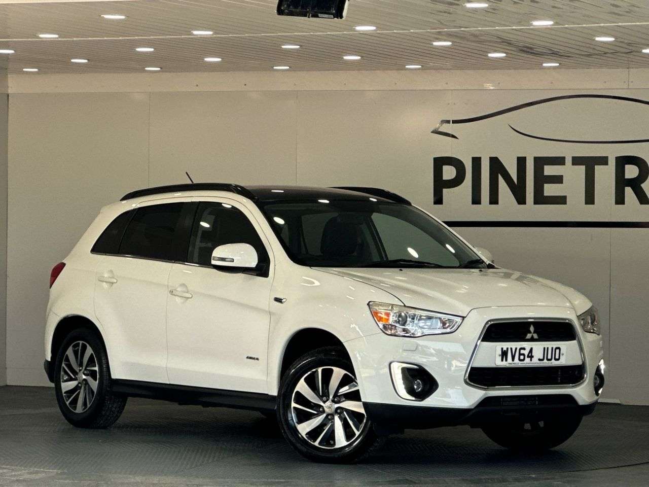 A 2014 MITSUBISHI ASX 2.2 DI-D 4 SUV 5dr Diesel Auto 4WD Euro 5 (s/s) (150 ps) A 2014 MITSUBISHI ASX 2.2 DI-D 4 SUV 5dr Diesel Auto 4WD Euro 5 (s/s) (150 ps)