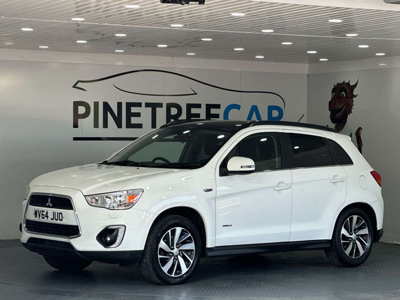 A 2014 MITSUBISHI ASX 2.2 DI-D 4 SUV 5dr Diesel Auto 4WD Euro 5 (s/s) (150 ps) A 2014 MITSUBISHI ASX 2.2 DI-D 4 SUV 5dr Diesel Auto 4WD Euro 5 (s/s) (150 ps)