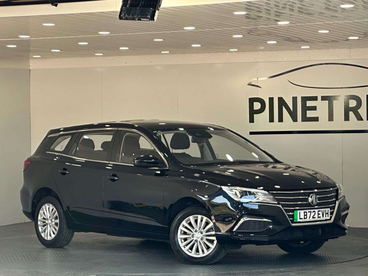 A 2022 MG MG5 61.1kWh Excite Long Range Estate 5dr Electric Auto (156 ps) A 2022 MG MG5 61.1kWh Excite Long Range Estate 5dr Electric Auto (156 ps)