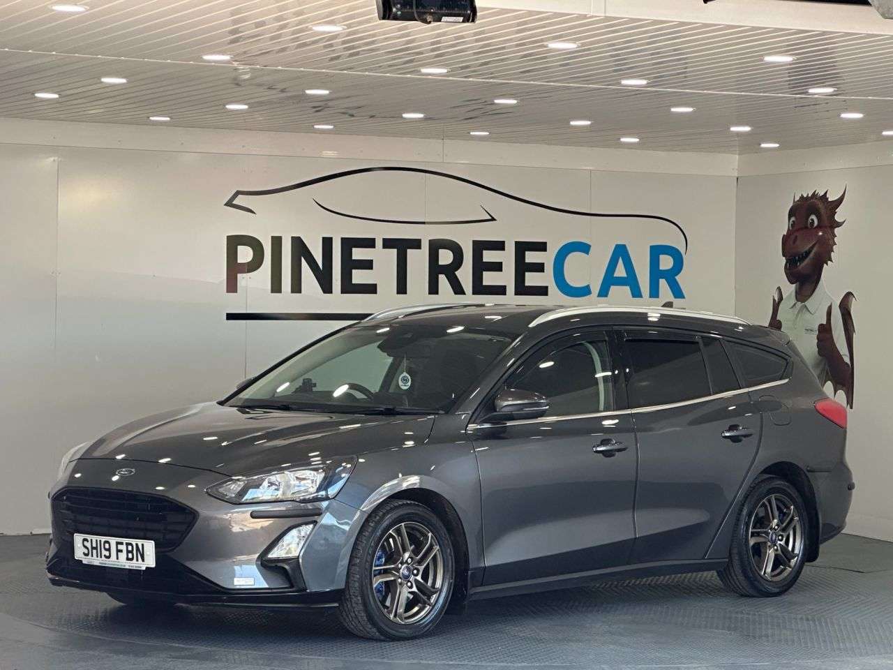 A 2019 FORD FOCUS 1.5 EcoBlue Zetec Estate 5dr Diesel Manual Euro 6 (s/s) (95 ps) A 2019 FORD FOCUS 1.5 EcoBlue Zetec Estate 5dr Diesel Manual Euro 6 (s/s) (95 ps)