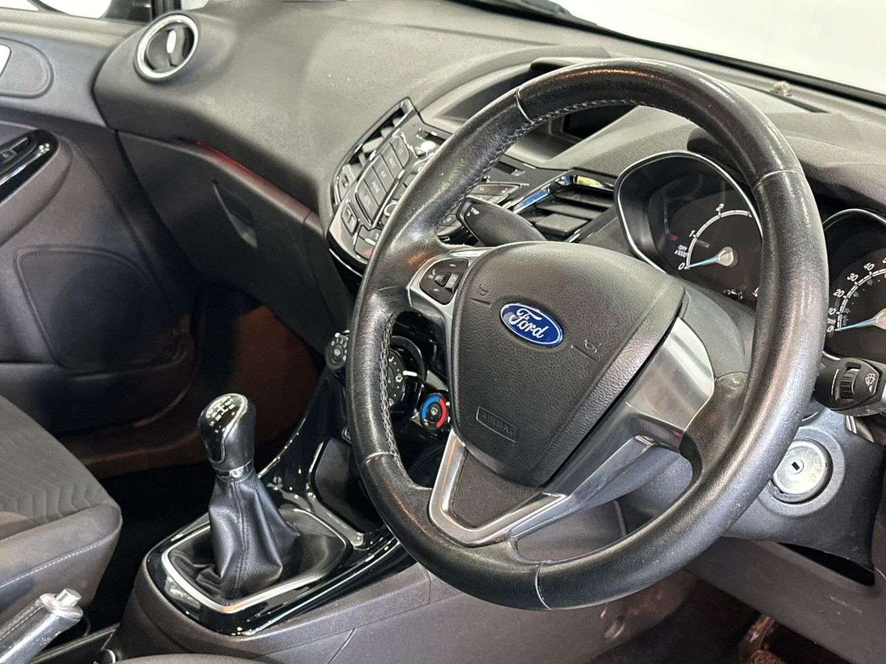 2016 FORD FIESTA 2016 FORD FIESTA