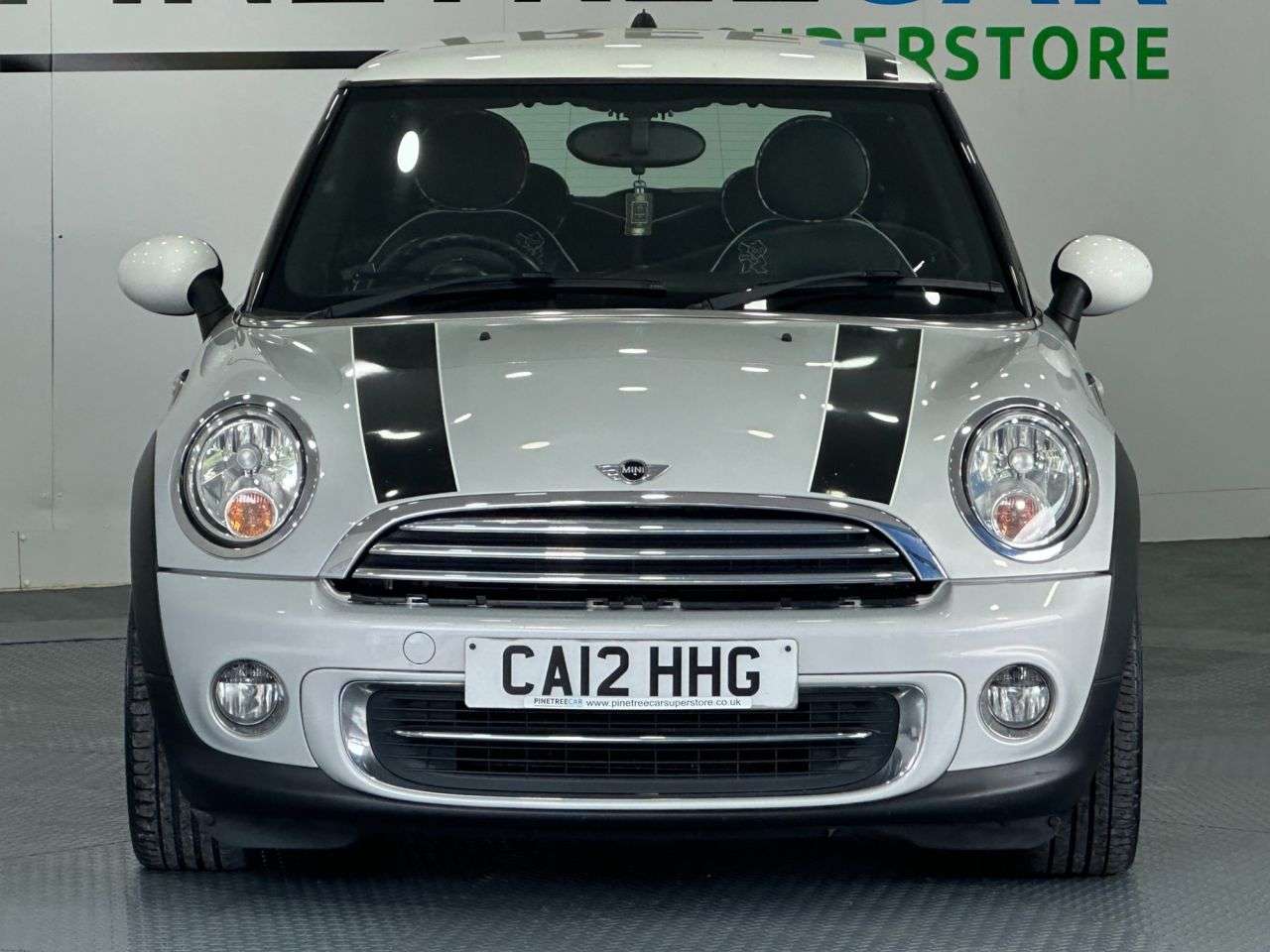 A 2012 MINI HATCH 1.6 Cooper London 2012 Hatchback 3dr Petrol Manual Euro 5 (s/s) (122 ps) A 2012 MINI HATCH 1.6 Cooper London 2012 Hatchback 3dr Petrol Manual Euro 5 (s/s) (122 ps)