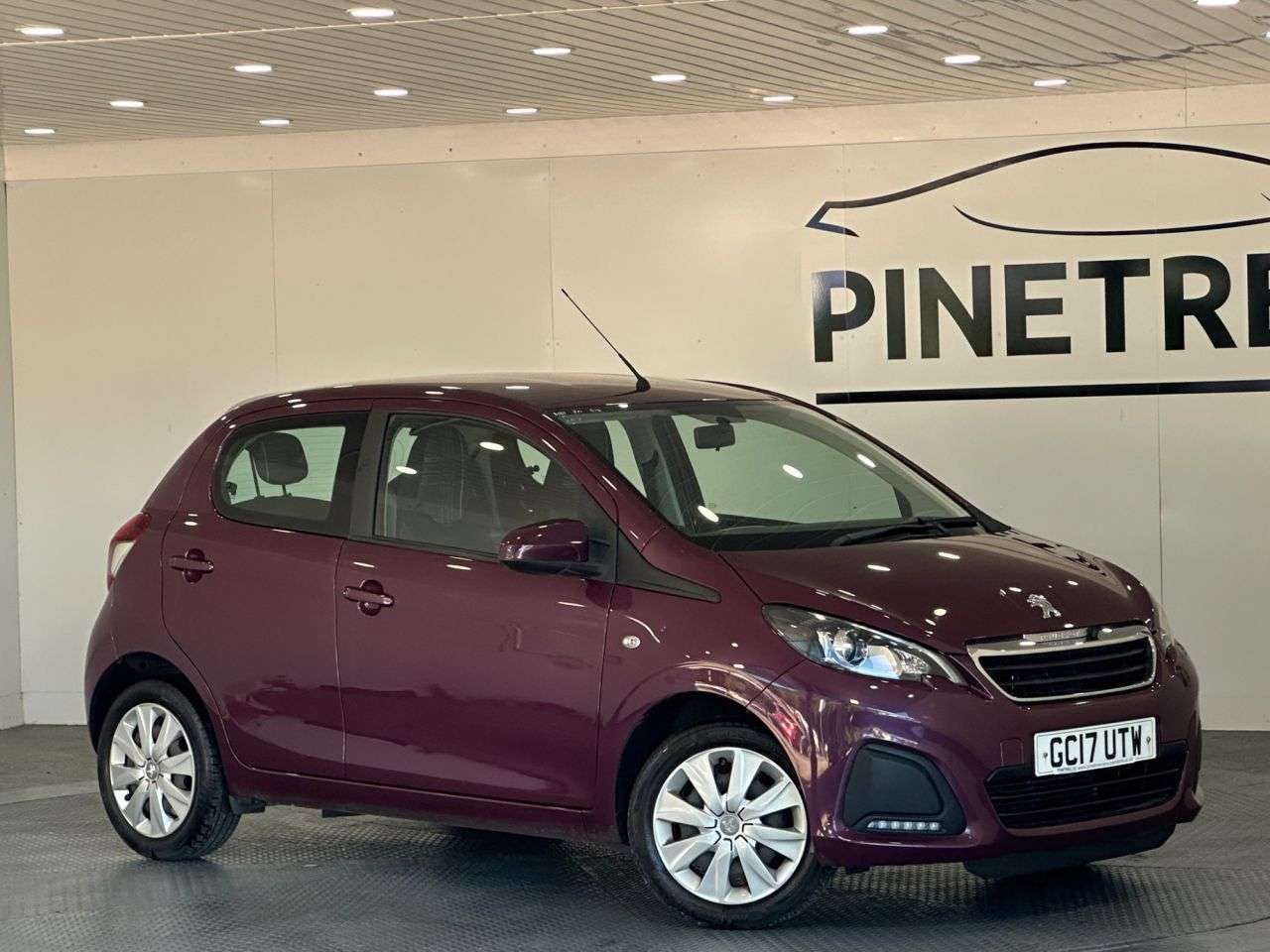 A 2017 PEUGEOT 108 1.0 Active Hatchback 5dr Petrol Manual Euro 6 (68 ps) A 2017 PEUGEOT 108 1.0 Active Hatchback 5dr Petrol Manual Euro 6 (68 ps)