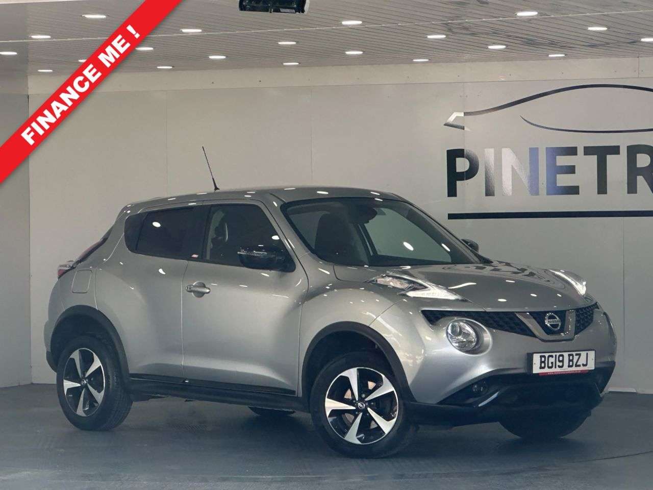 A 2019 NISSAN JUKE 1.6 Bose Personal Edition SUV 5dr Petrol XTRON Euro 6 (112 ps) A 2019 NISSAN JUKE 1.6 Bose Personal Edition SUV 5dr Petrol XTRON Euro 6 (112 ps)