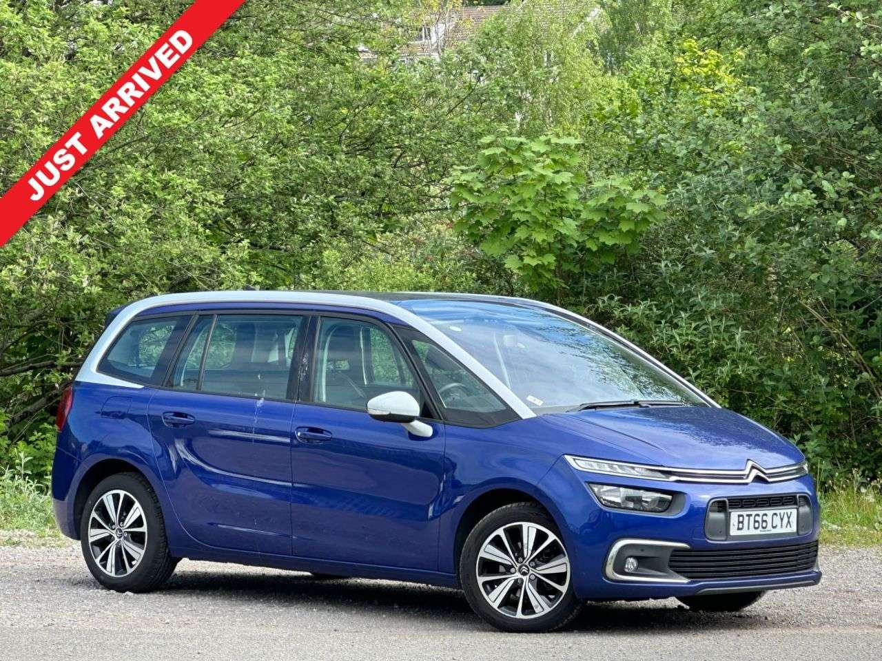 A 2016 CITROEN GRAND C4 PICASSO 1.6 BlueHDi Feel MPV 5dr Diesel Manual Euro 6 (s/s) (120 ps) A 2016 CITROEN GRAND C4 PICASSO 1.6 BlueHDi Feel MPV 5dr Diesel Manual Euro 6 (s/s) (120 ps)