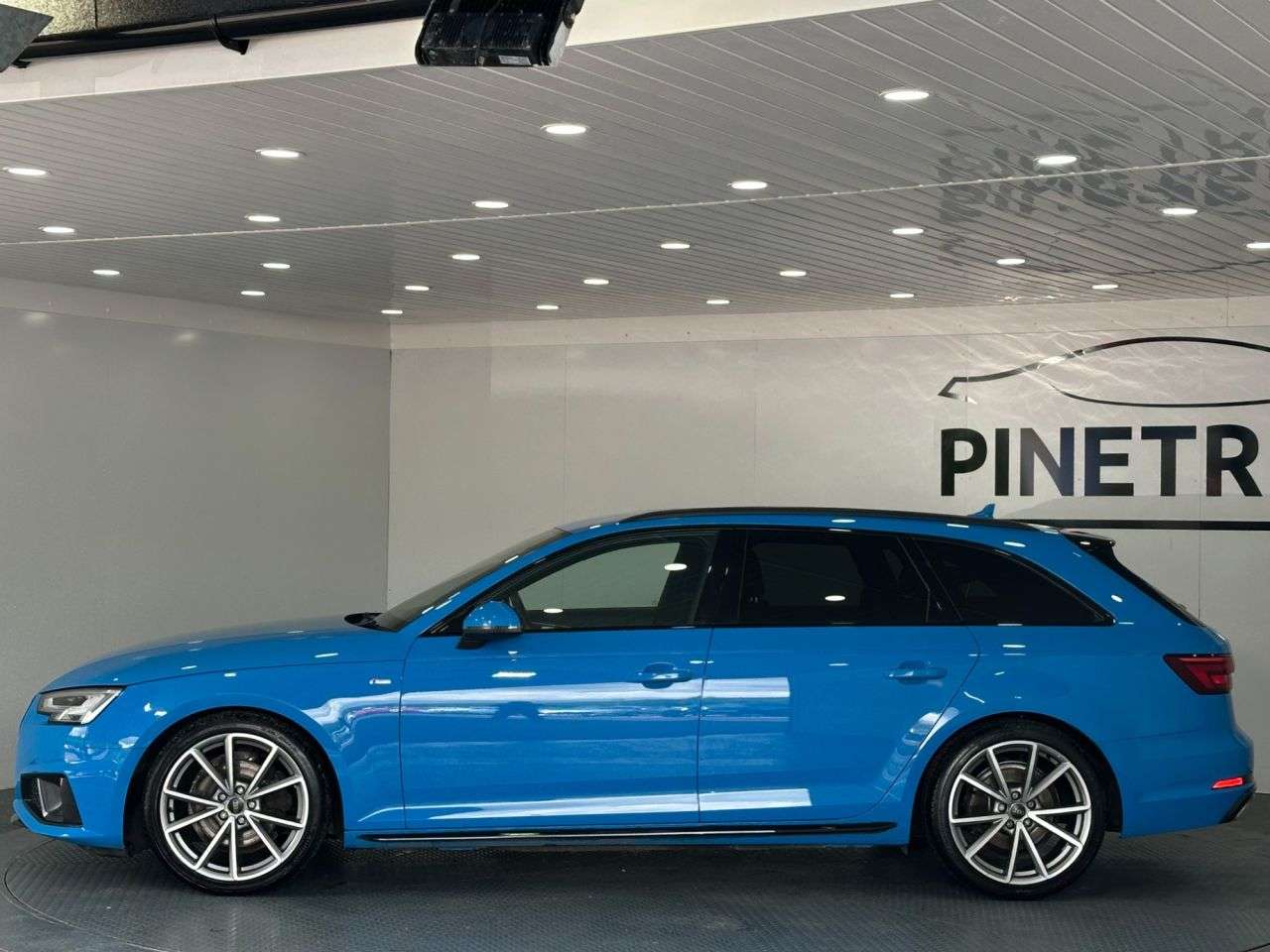 2019 AUDI A4 AVANT 2019 AUDI A4 AVANT
