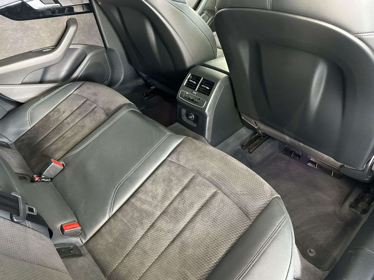 2019 AUDI A4 AVANT 2019 AUDI A4 AVANT